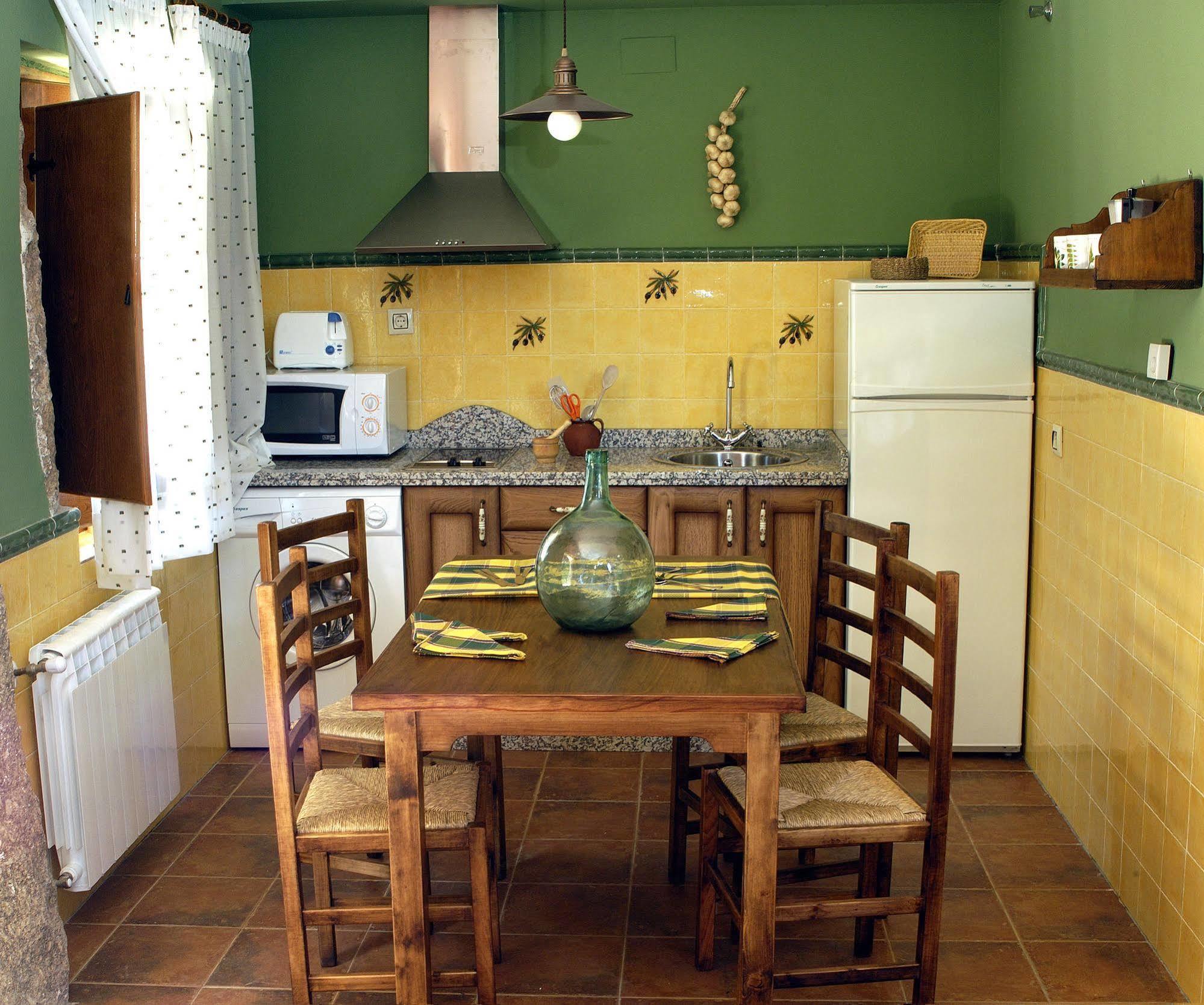 Aroma De Primavera En Casas Rurales Acebuche Casas del Monte Εξωτερικό φωτογραφία